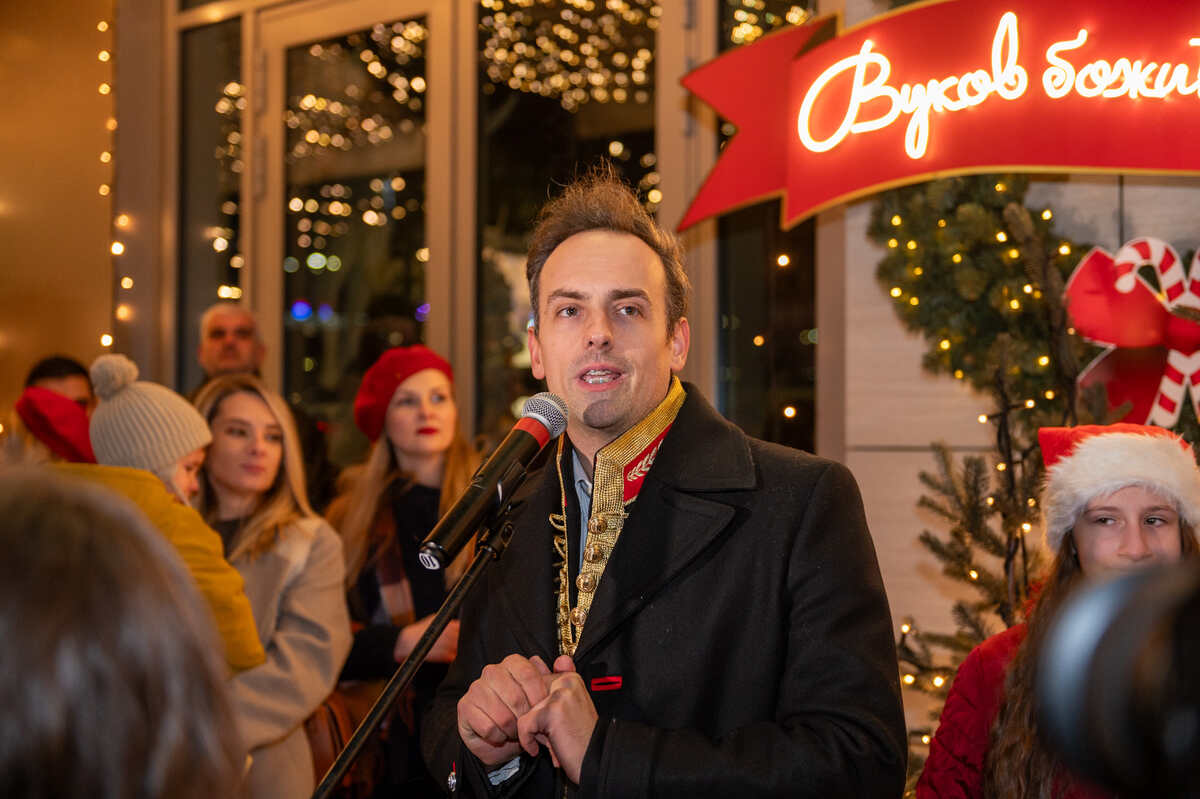 Vukov božićni kutak - Vuk Tomić 2.jpg