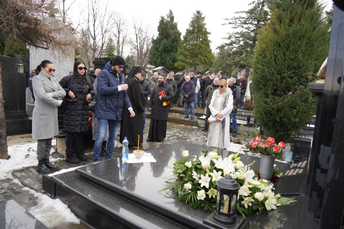 ceca raznatovic anastasija pomen arkanu 001.jpg