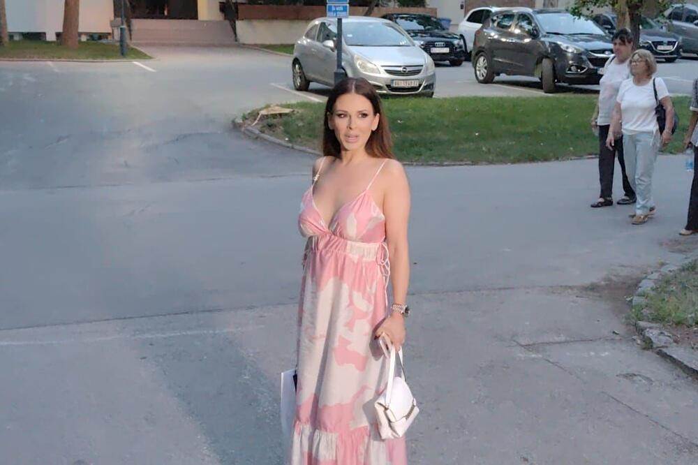 ana sevic zvezde granda 2.jpg