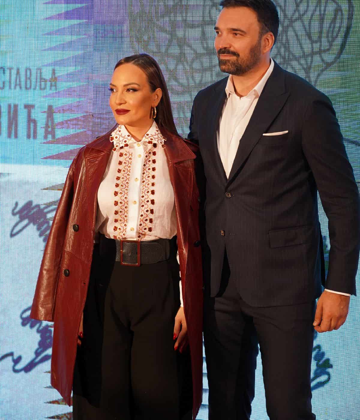 jelena tomasevic ivan bosiljcic premijera lazarev put-min.jpg