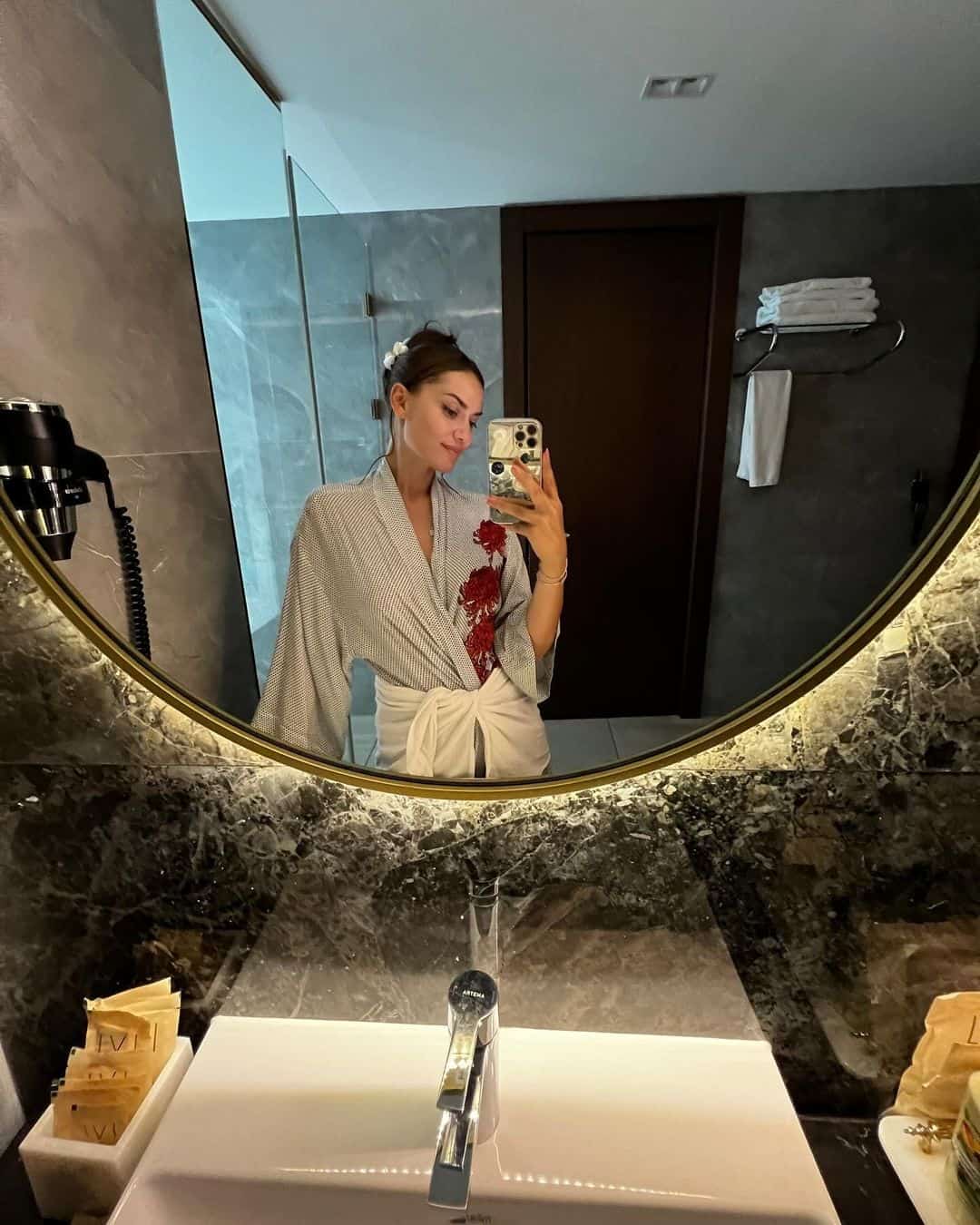 fahrije evdzen 5-min.jpg