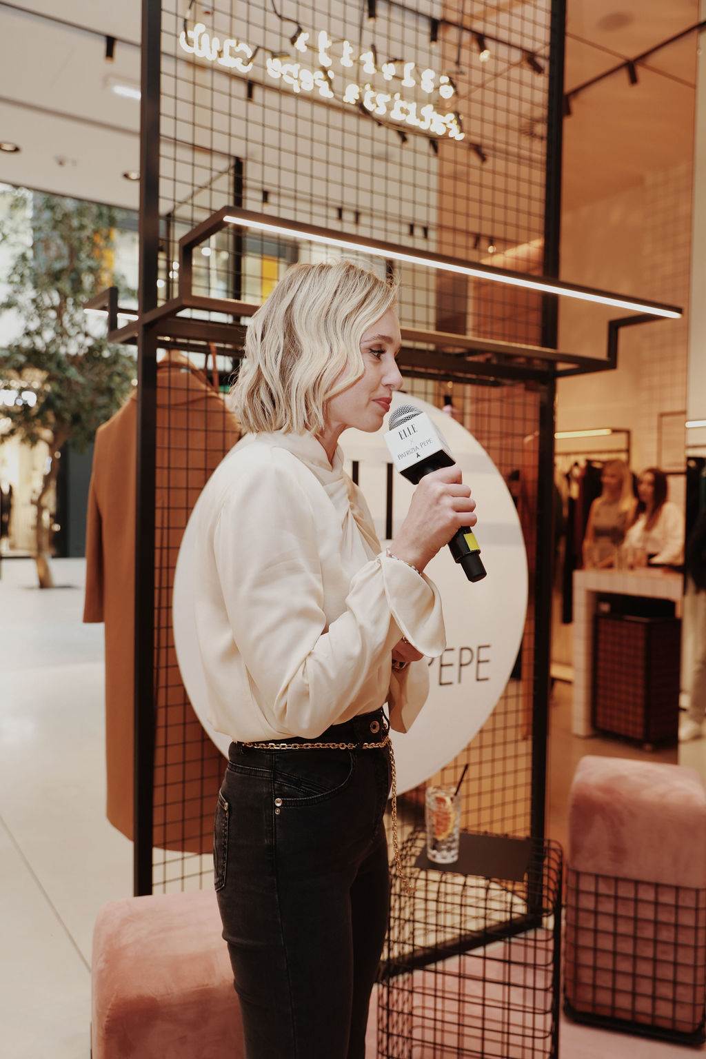 elle patrizia pepe 2024 25.jpg
