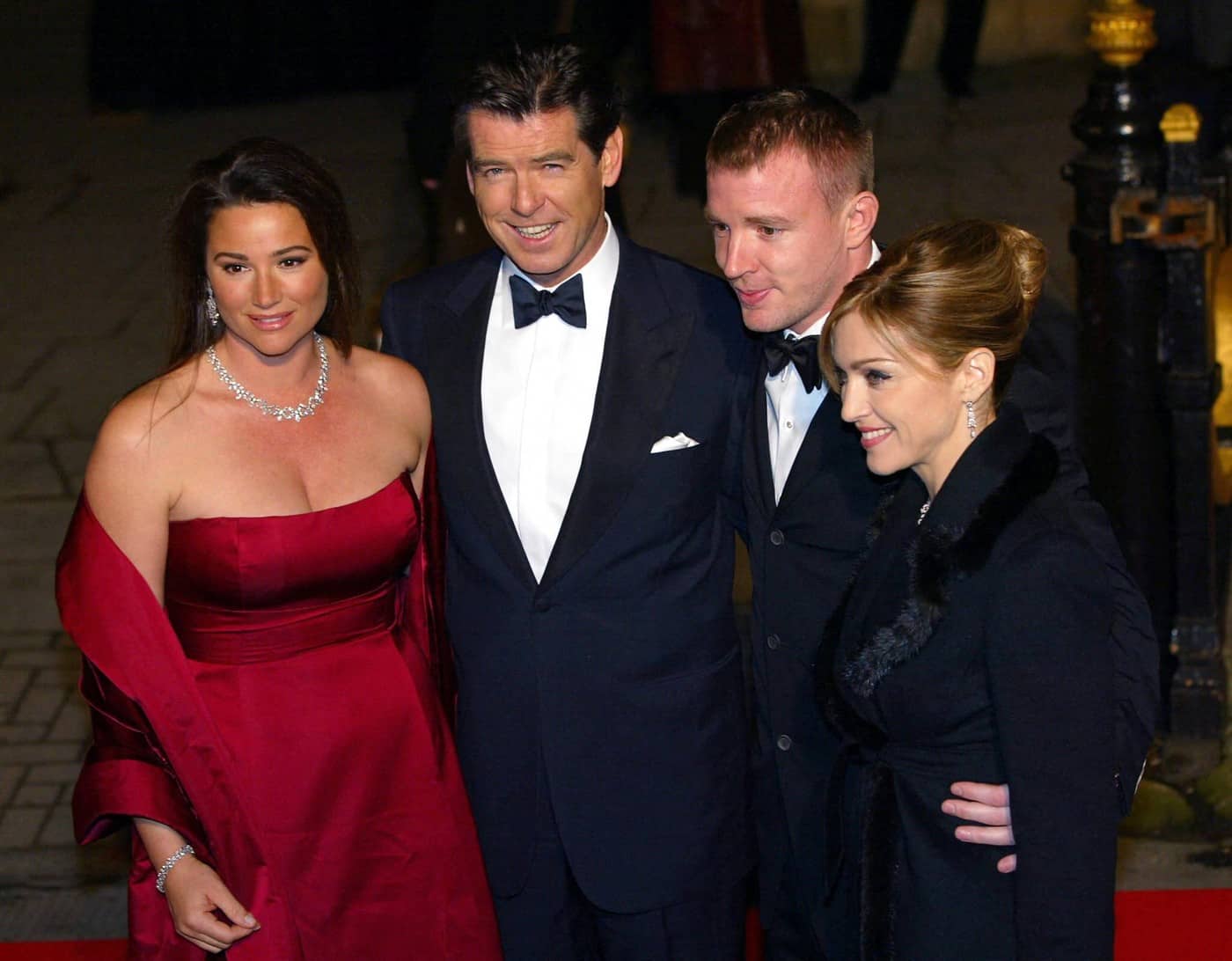 pirs brosnan i zena kili 0069523693-min.jpg