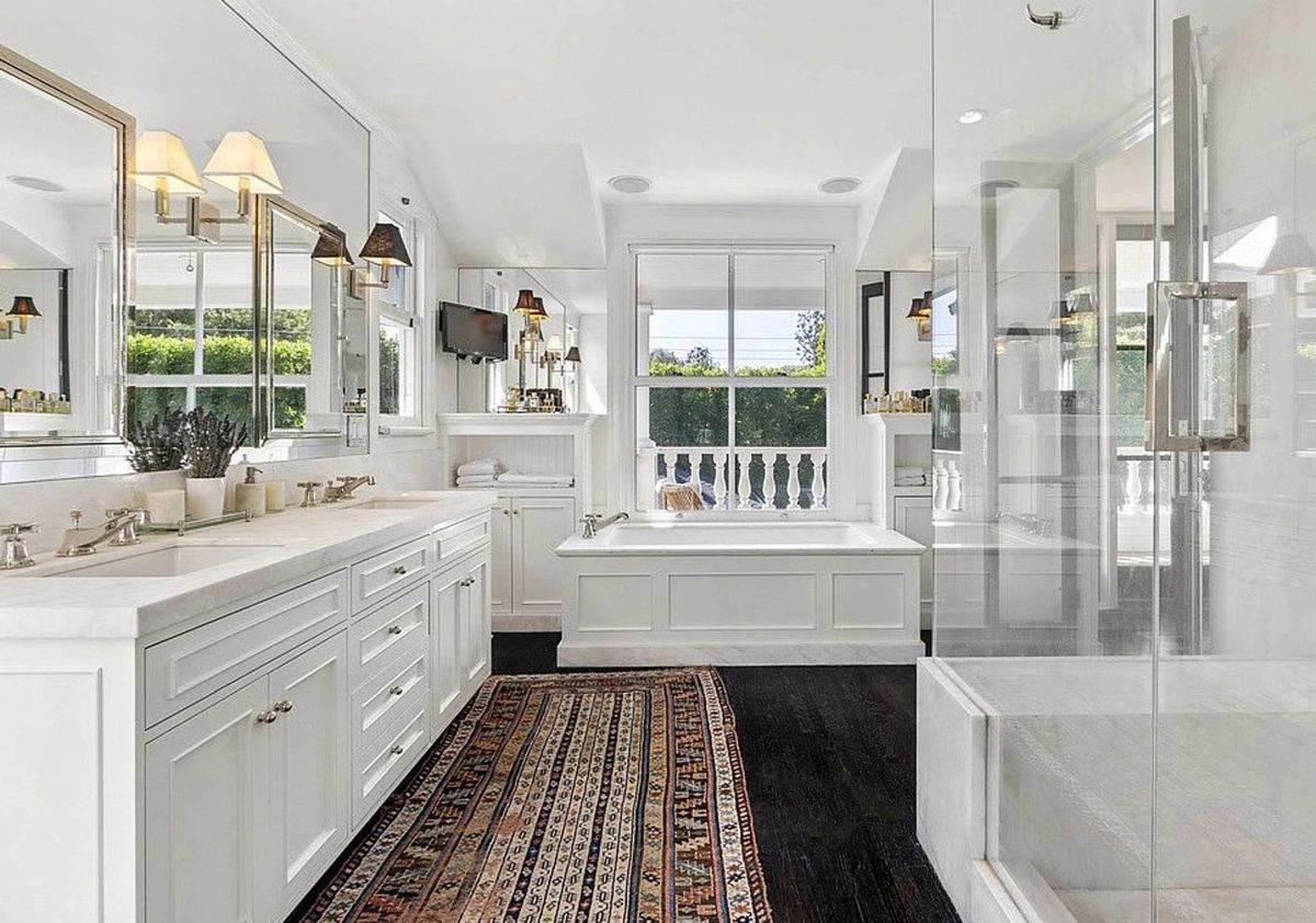 Vila Nine Seničar u Los Anđelesu