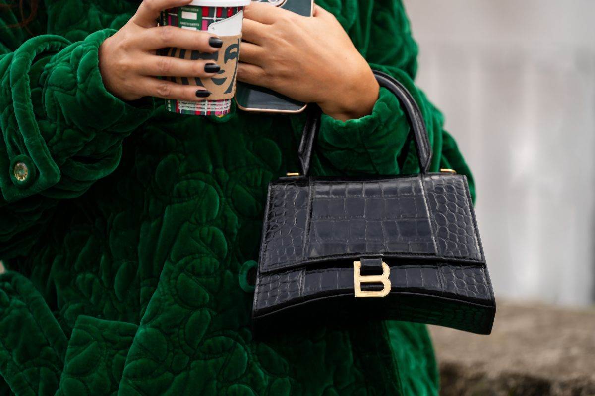 moderna tasna za 2025 3.jpg