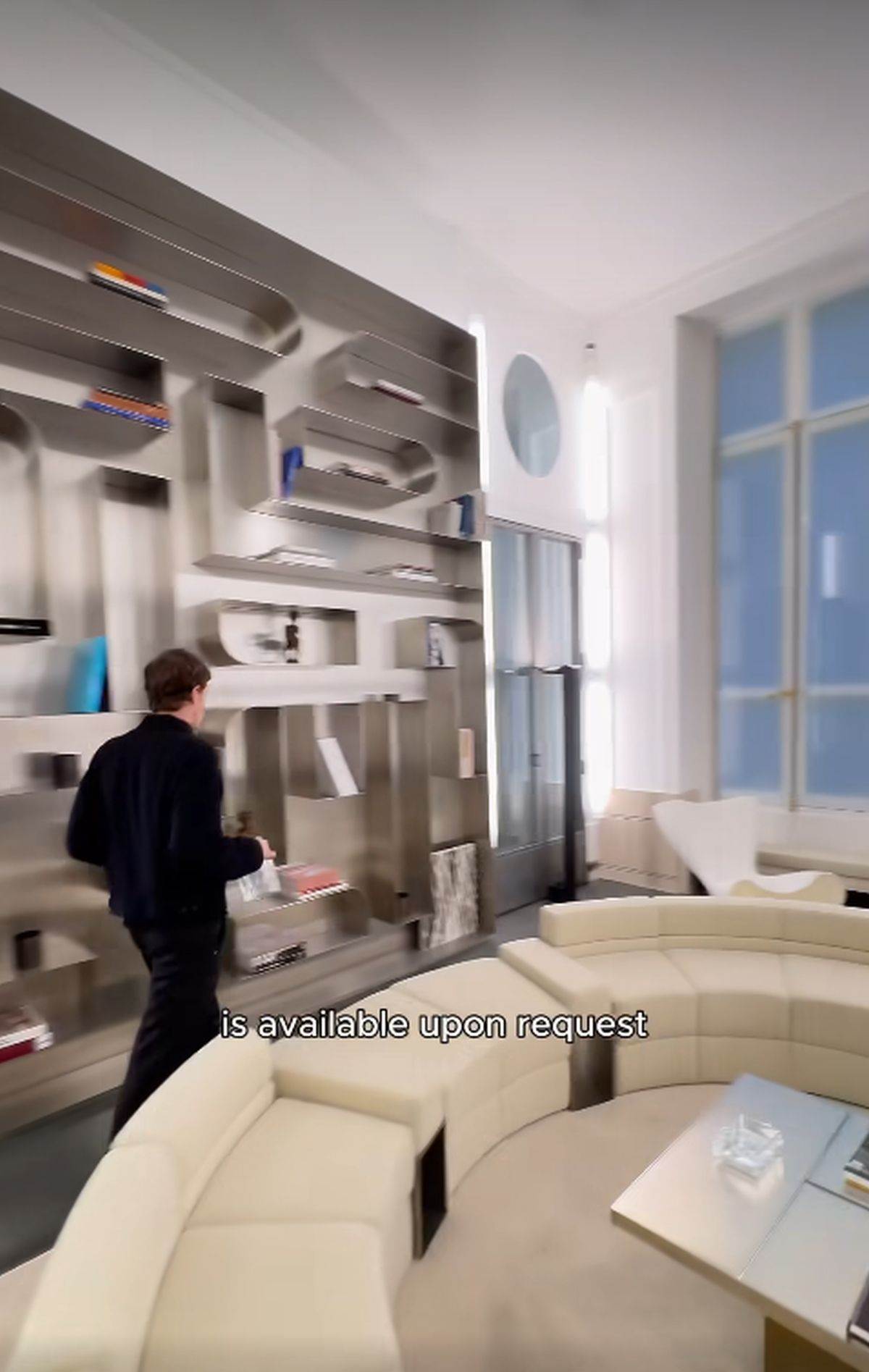 Karl Legerfeld kancelarija