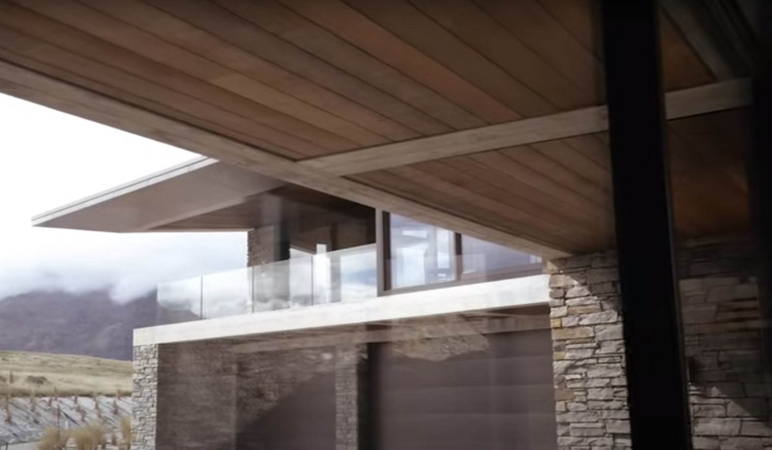 najlepsa moderna kuca na svetu 10-min.jpg