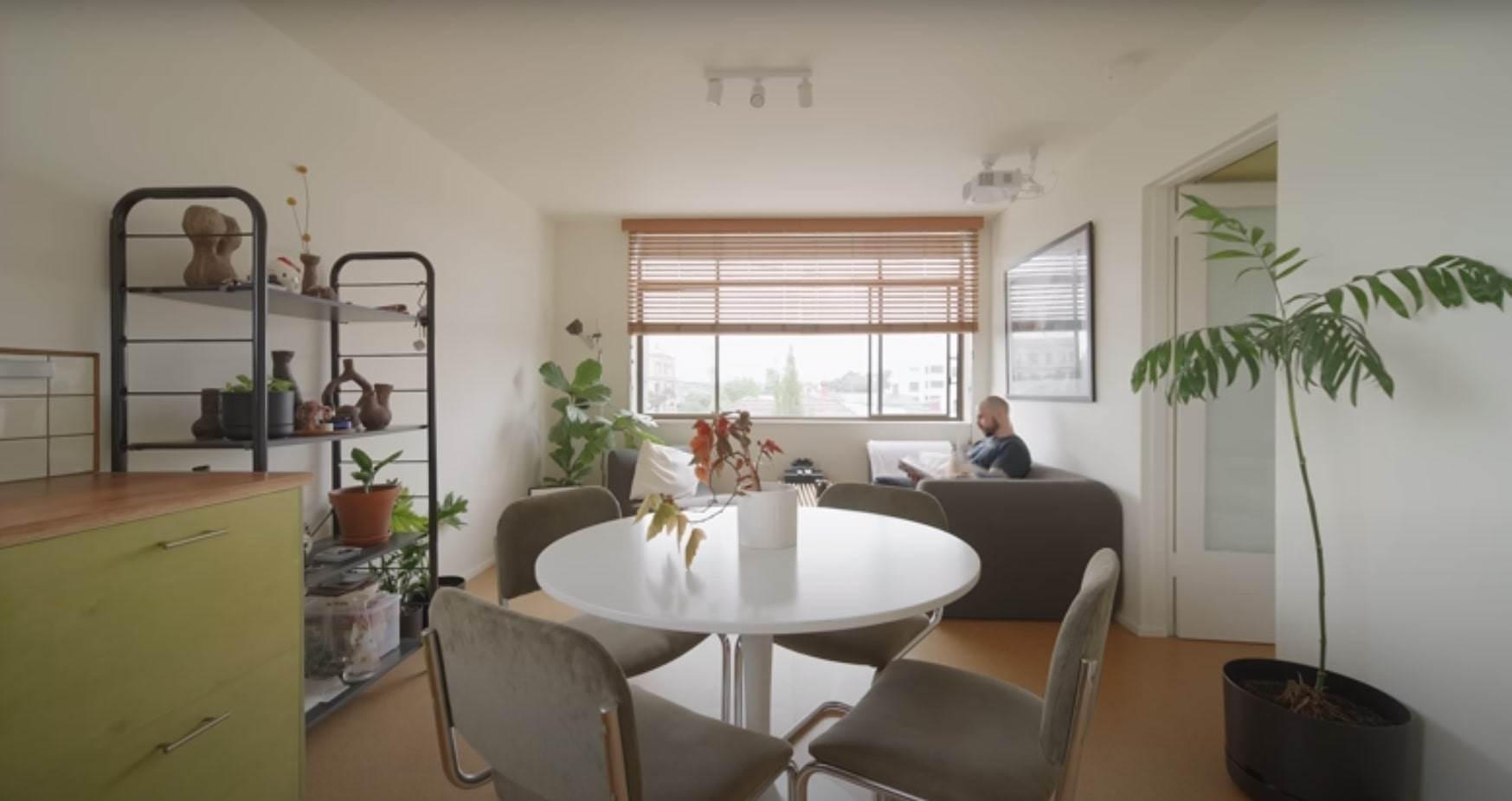 mali stan od 42 kvadrata moderno renoviran 4-min.jpg