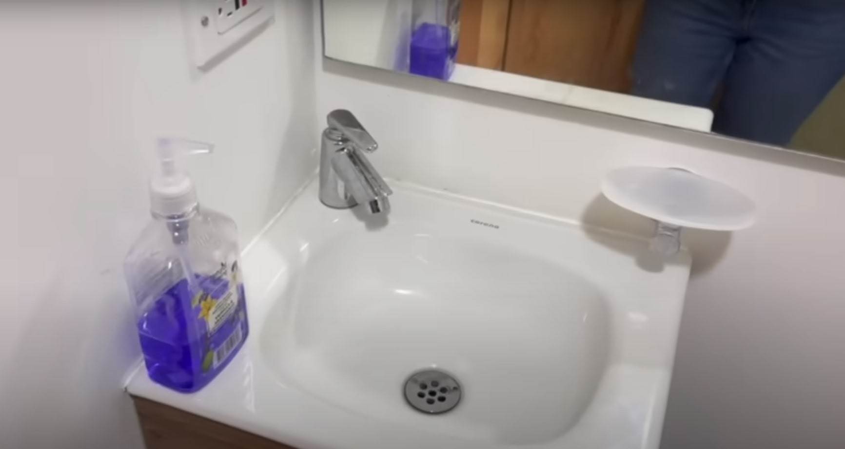 mini garsonjera od 15 kvadrata 10-min.jpg