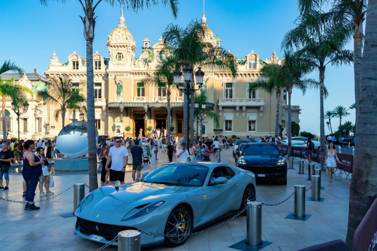 monte karlo 2523816903 ArturSzPhotoart.jpg