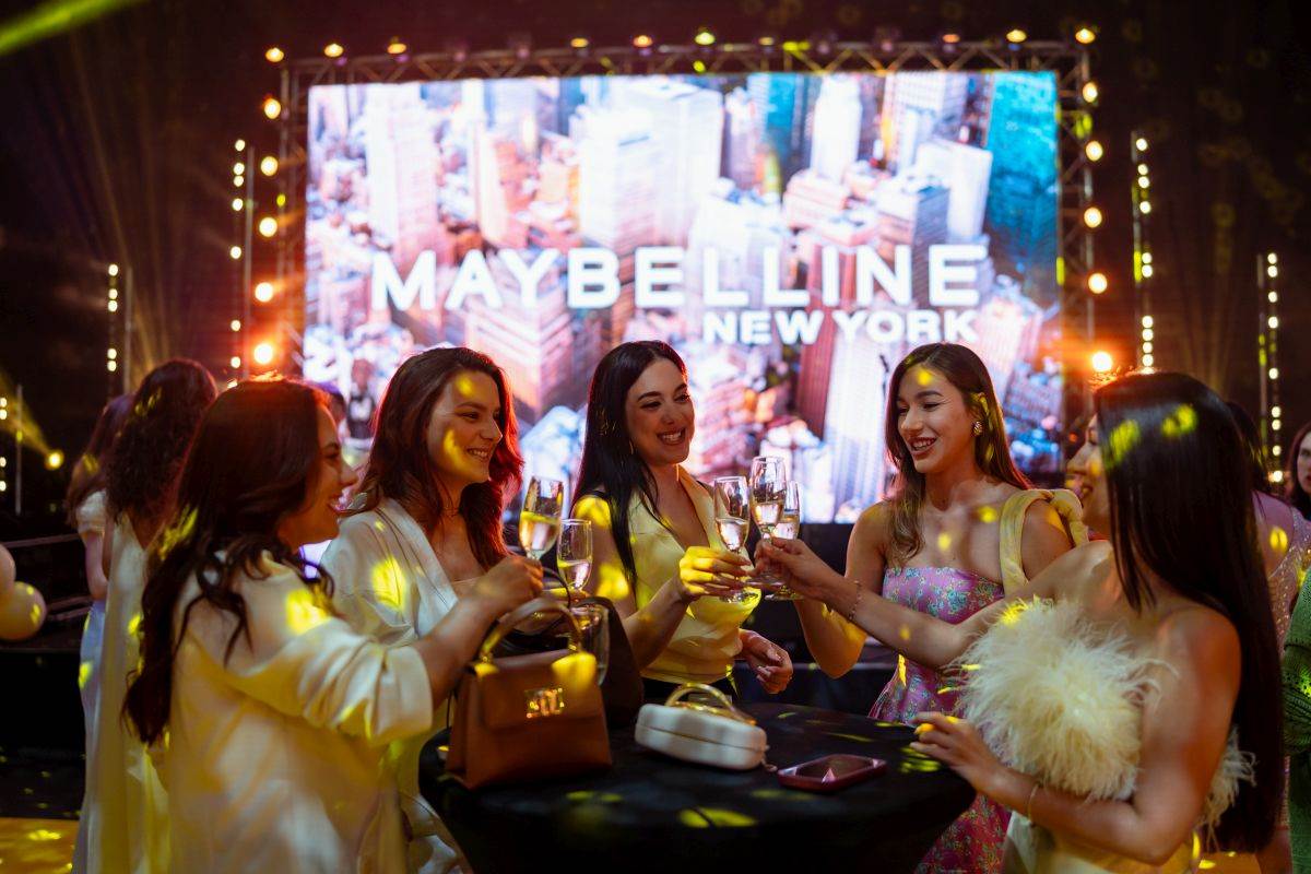 Maybelline Colossal bubble19.jpg