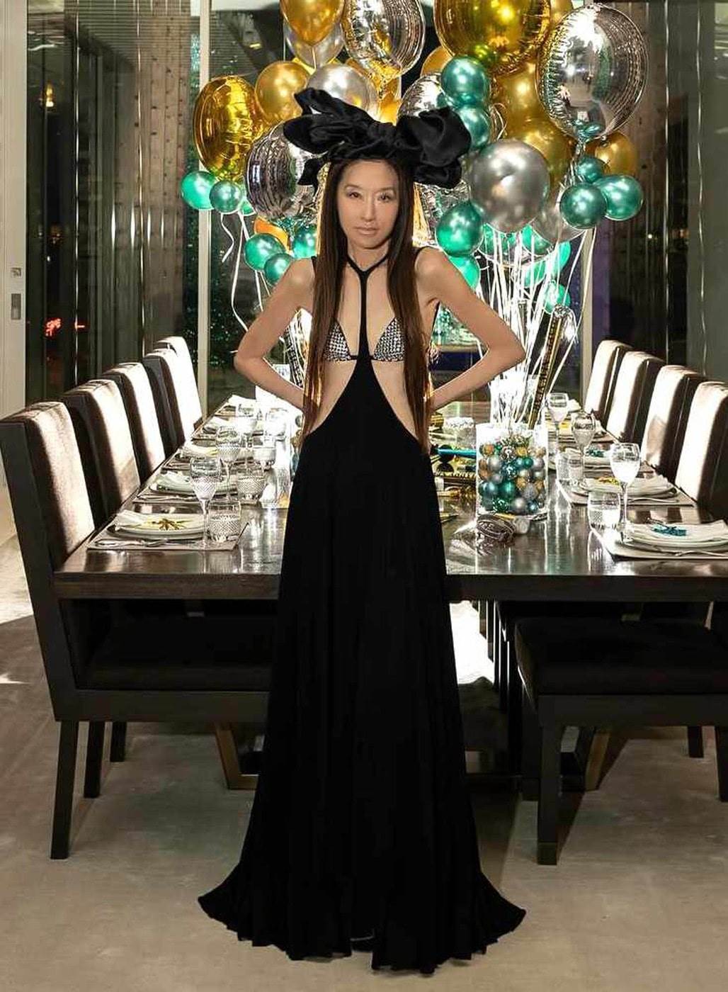 vera vang 0834218180-min.jpg