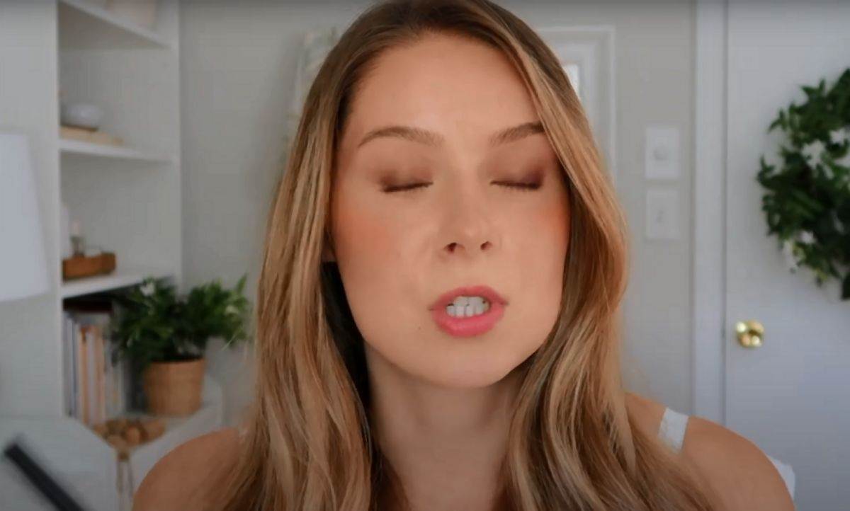 sminka ajlajner 3 yana irbe.jpg