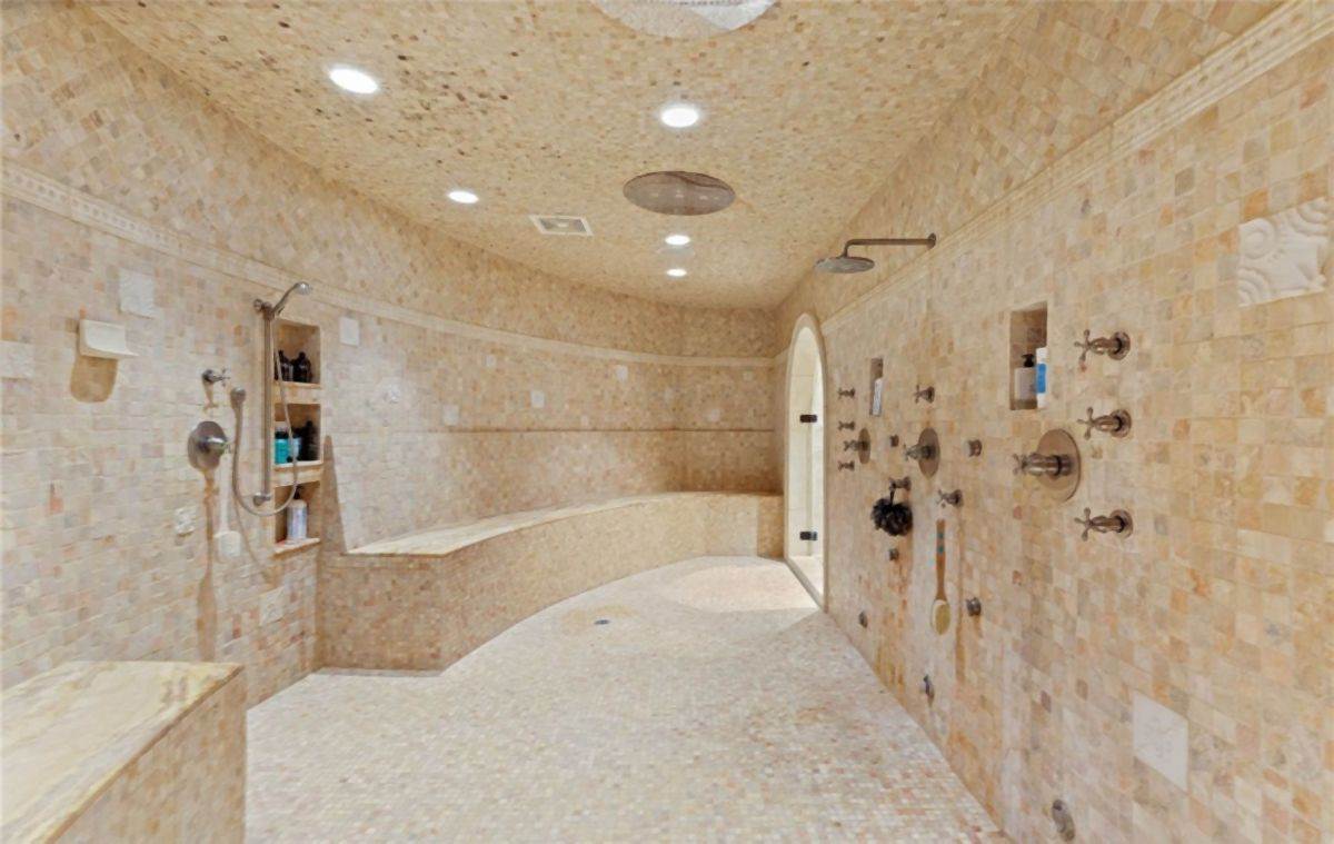 kupatila slavnih licnosti 0906290356.jpg