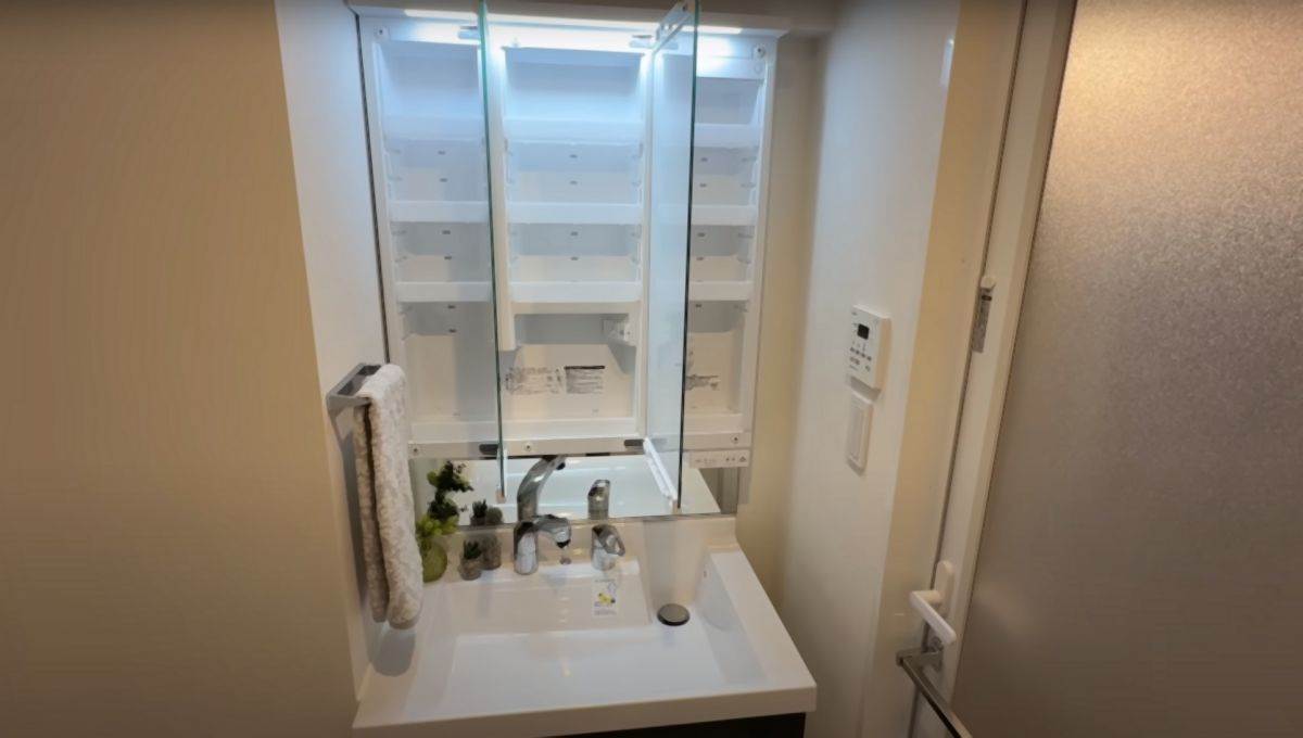 mali stan od 31 kvadrata kupatilo 12.jpg