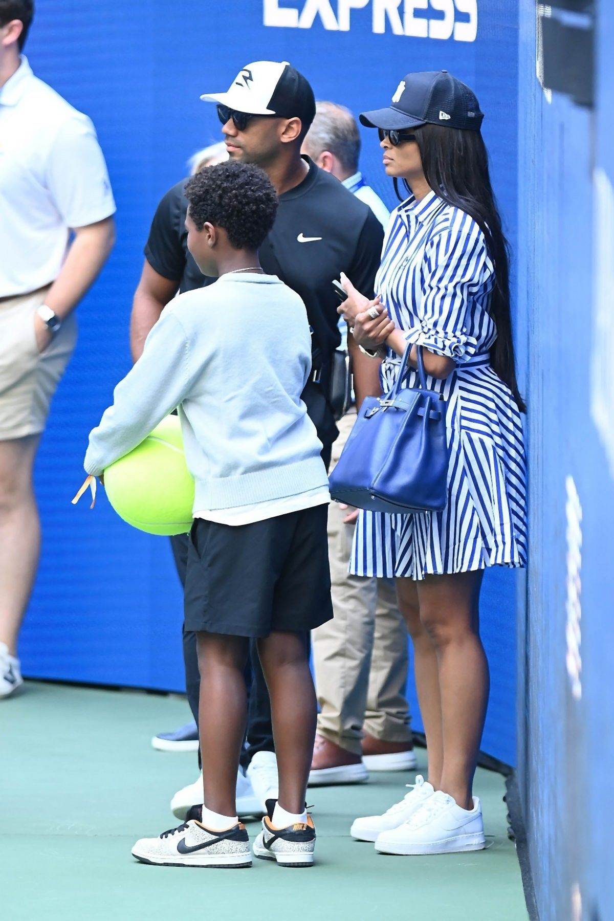 novak djokovic pevacica sijera 1033064029.jpg