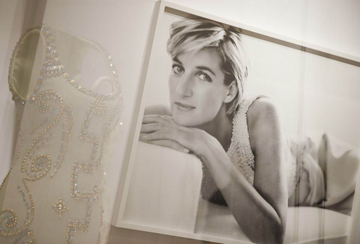 princeza dajana lejdi di 0321887232.jpg