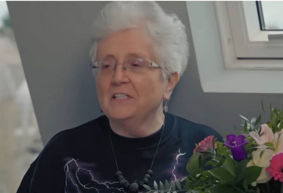 Kerolajn Iv iz Britanije radi kao eskort dama u 72 godine