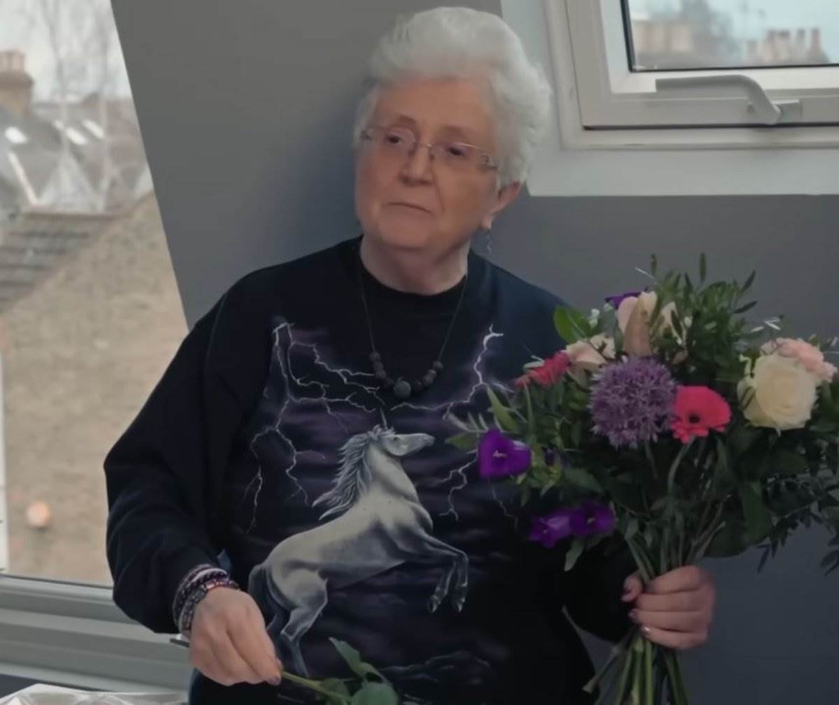 Kerolajn Iv iz Britanije radi kao eskort dama u 72 godine