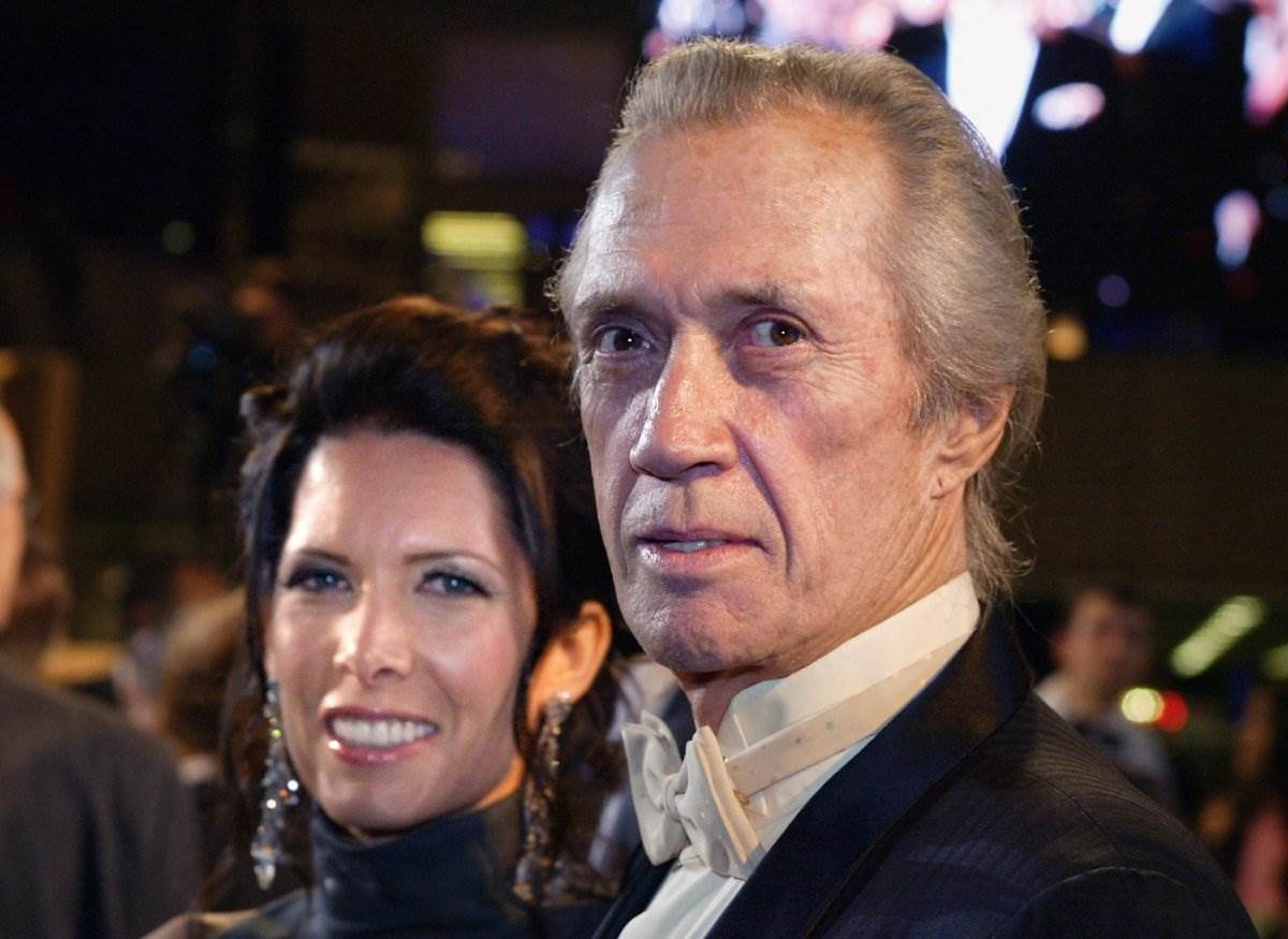 Glumac Dejvid Karadin