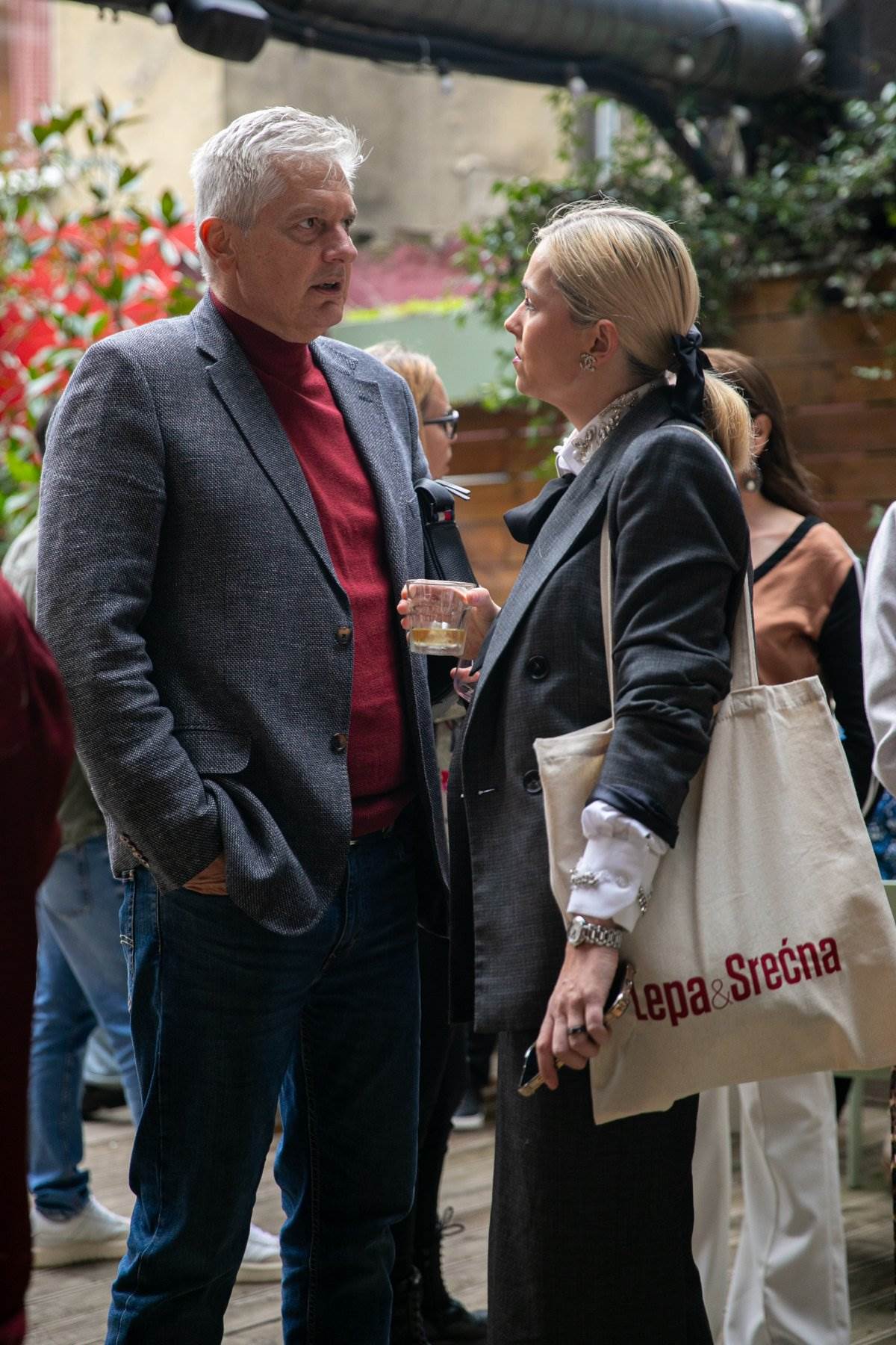 Lepa i srećna rođendan