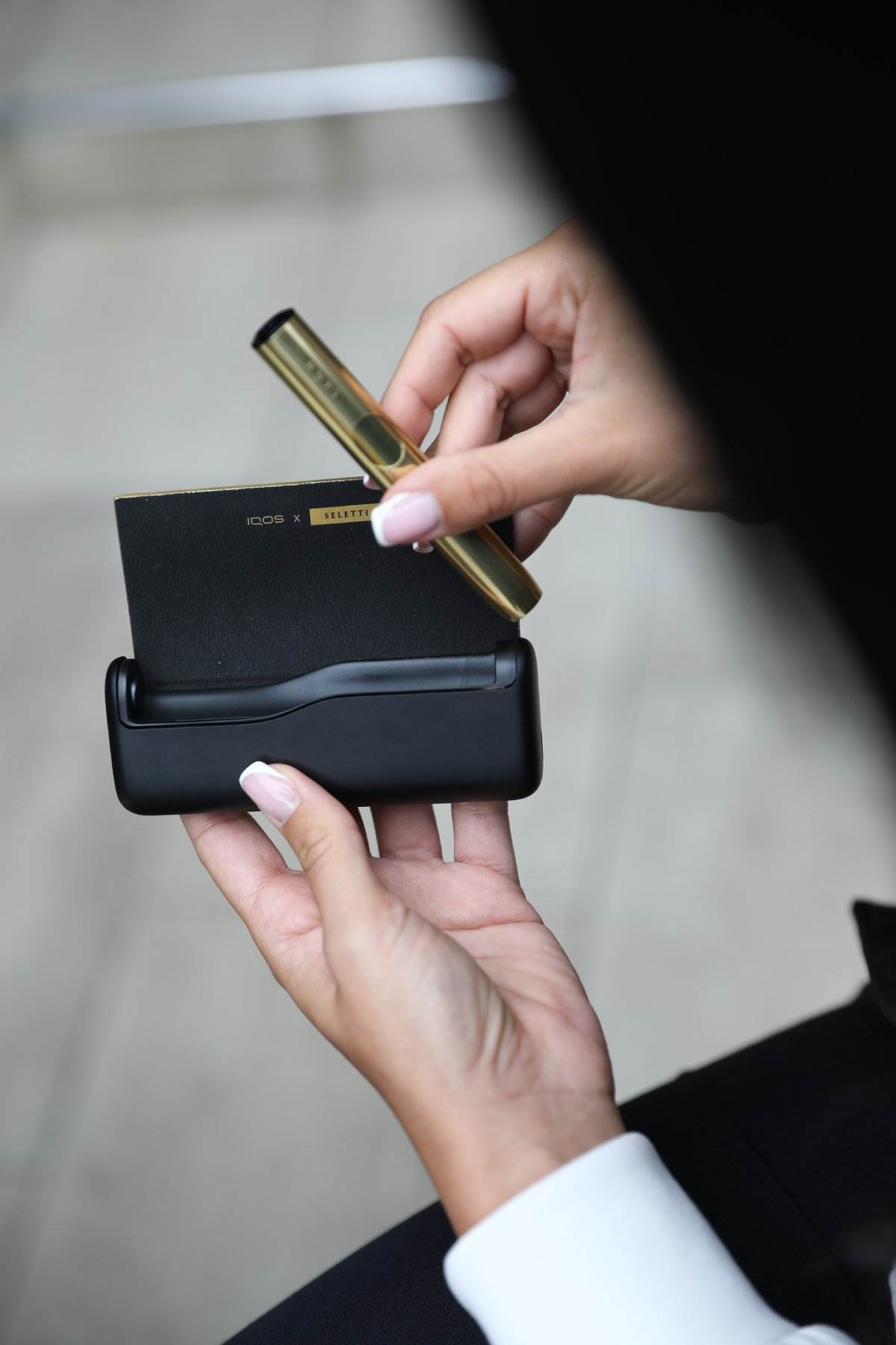 IQOS ILUMA i x Seletti