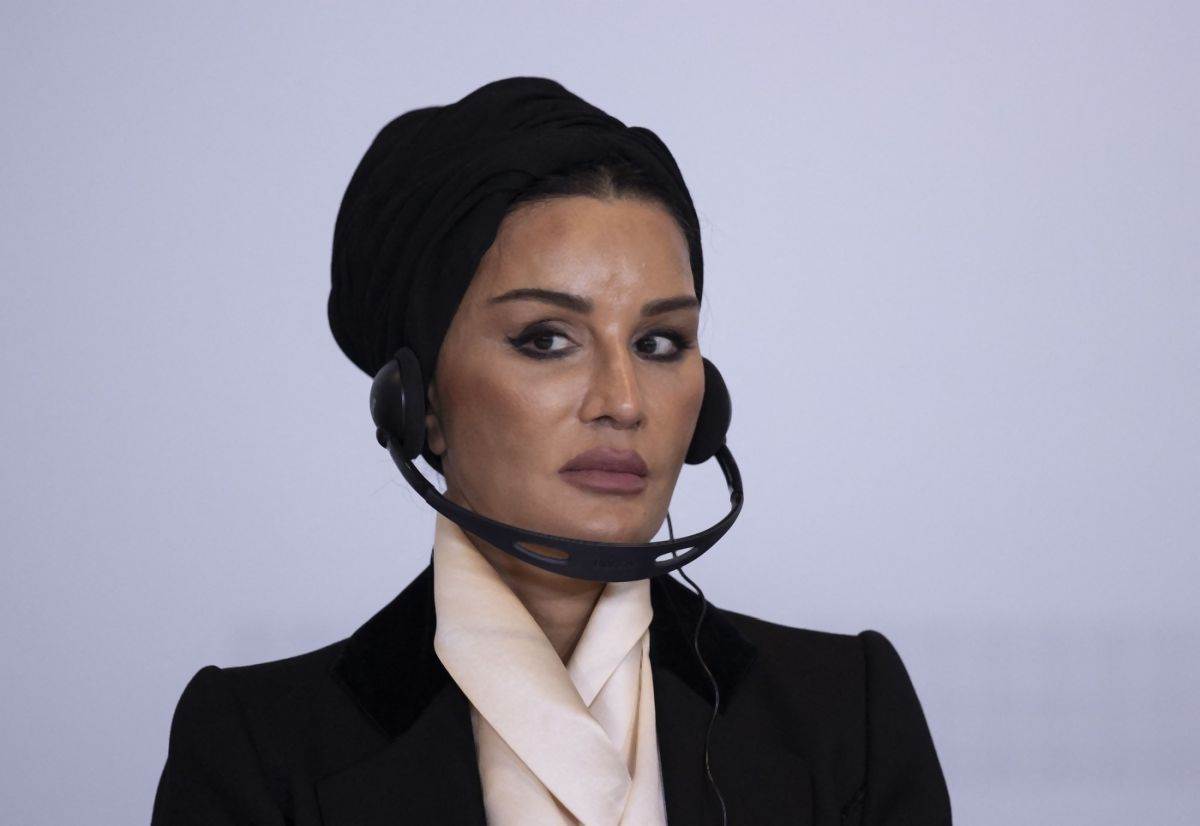 moza bint naser 0822240542.jpg