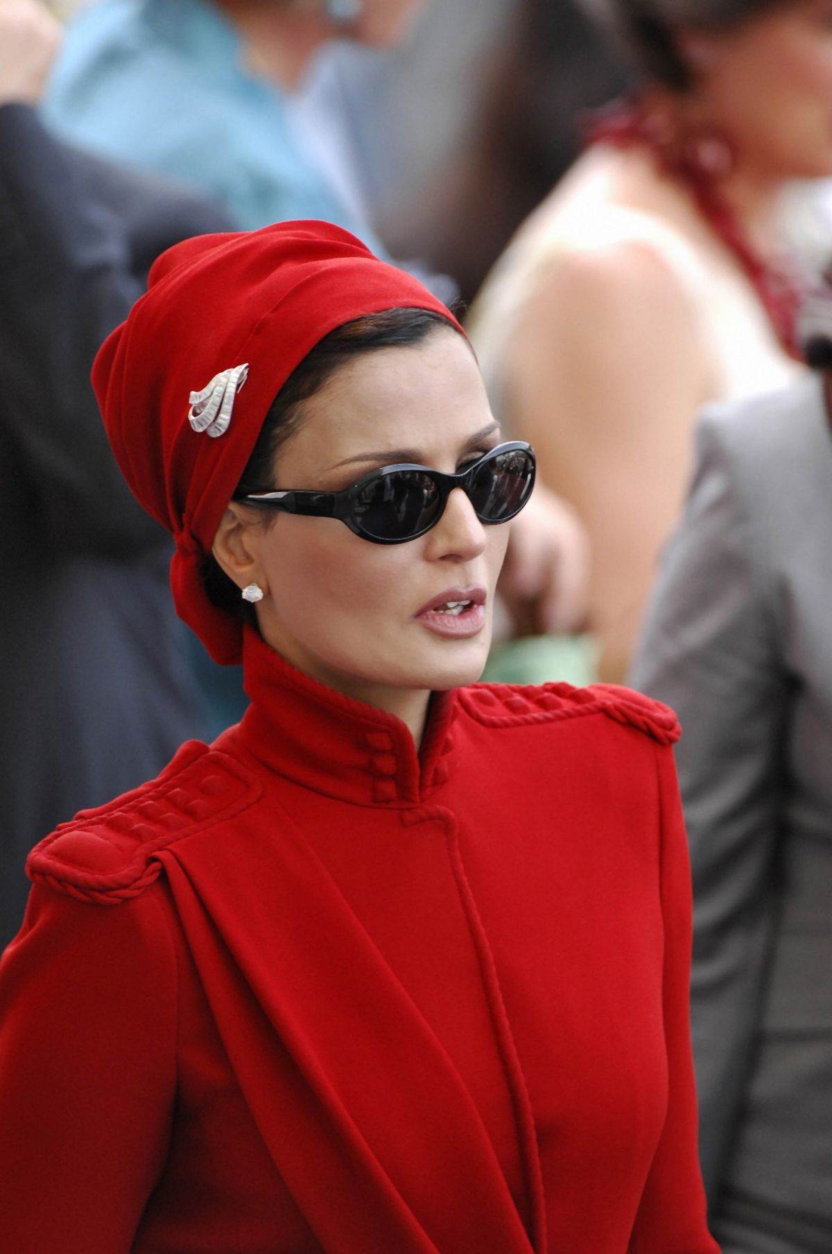 moza bint naser 0753505389.jpg