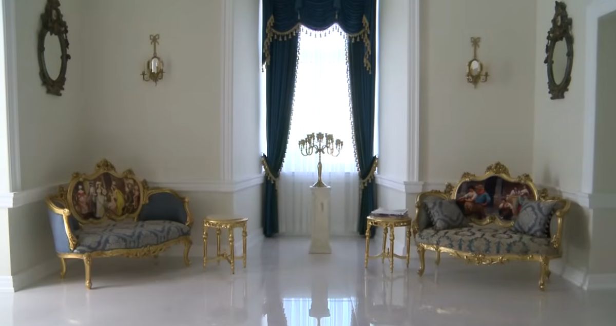 Dvorac Dragane Mirković