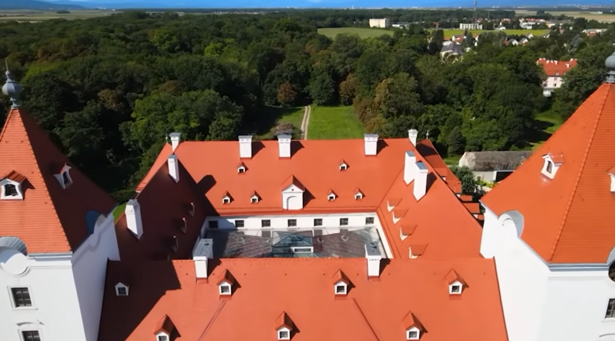 Dvorac Dragane Mirković