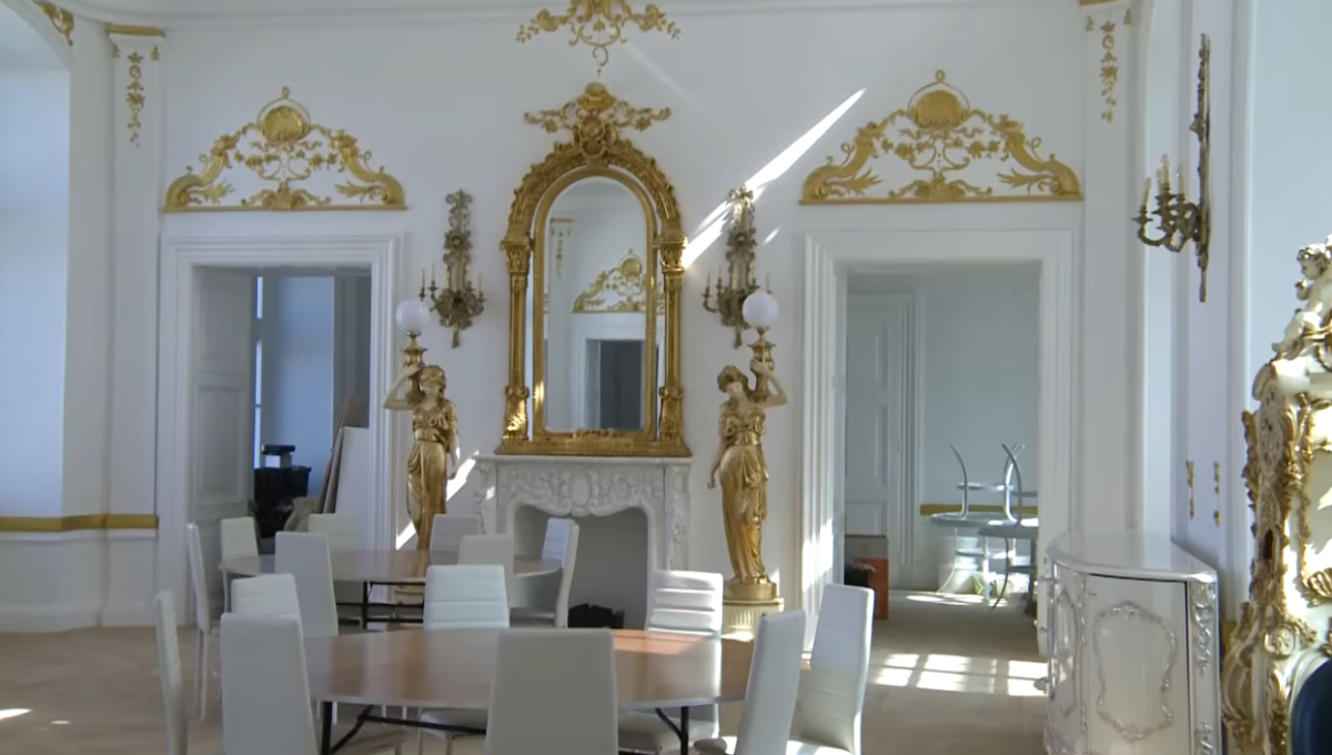 Dvorac Dragane Mirković