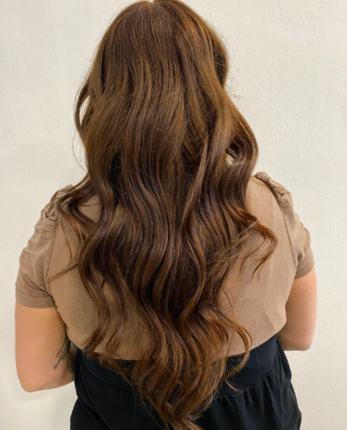 Topla svetlosmeđa boja kose