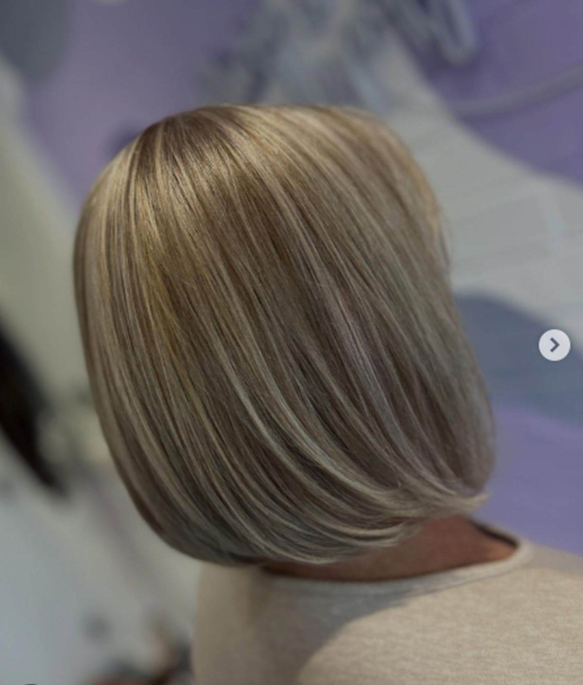 Plava boja kose za žene preko 50 godina