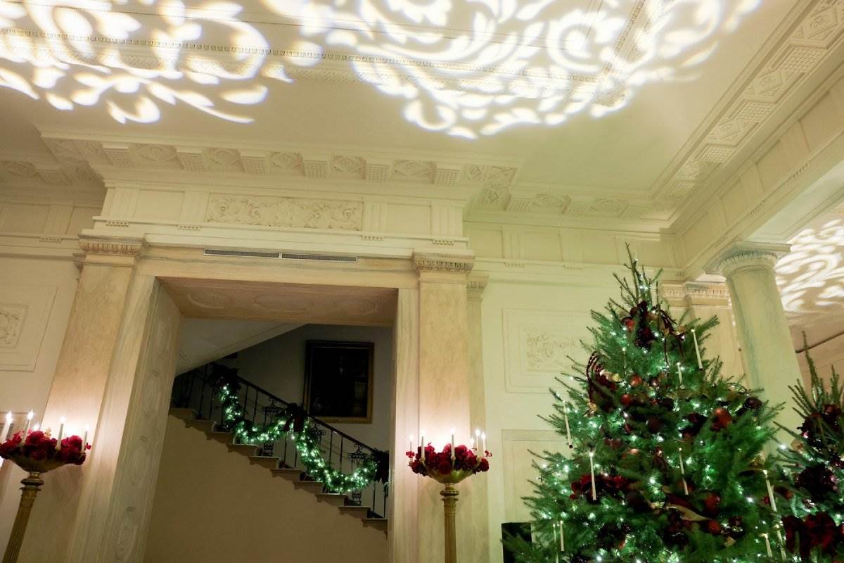 Novogodišnja dekoracija u Beloj kući