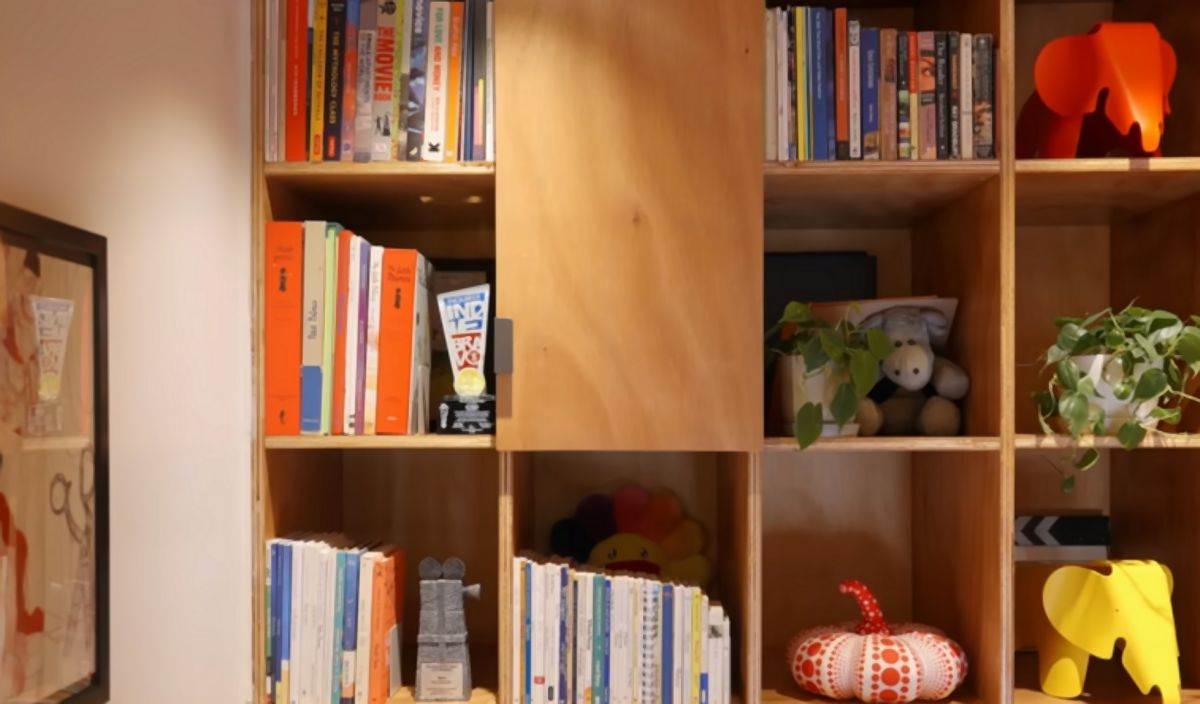 Mali stan od 24 kvadrata sa visokim plafonima 01.jpg