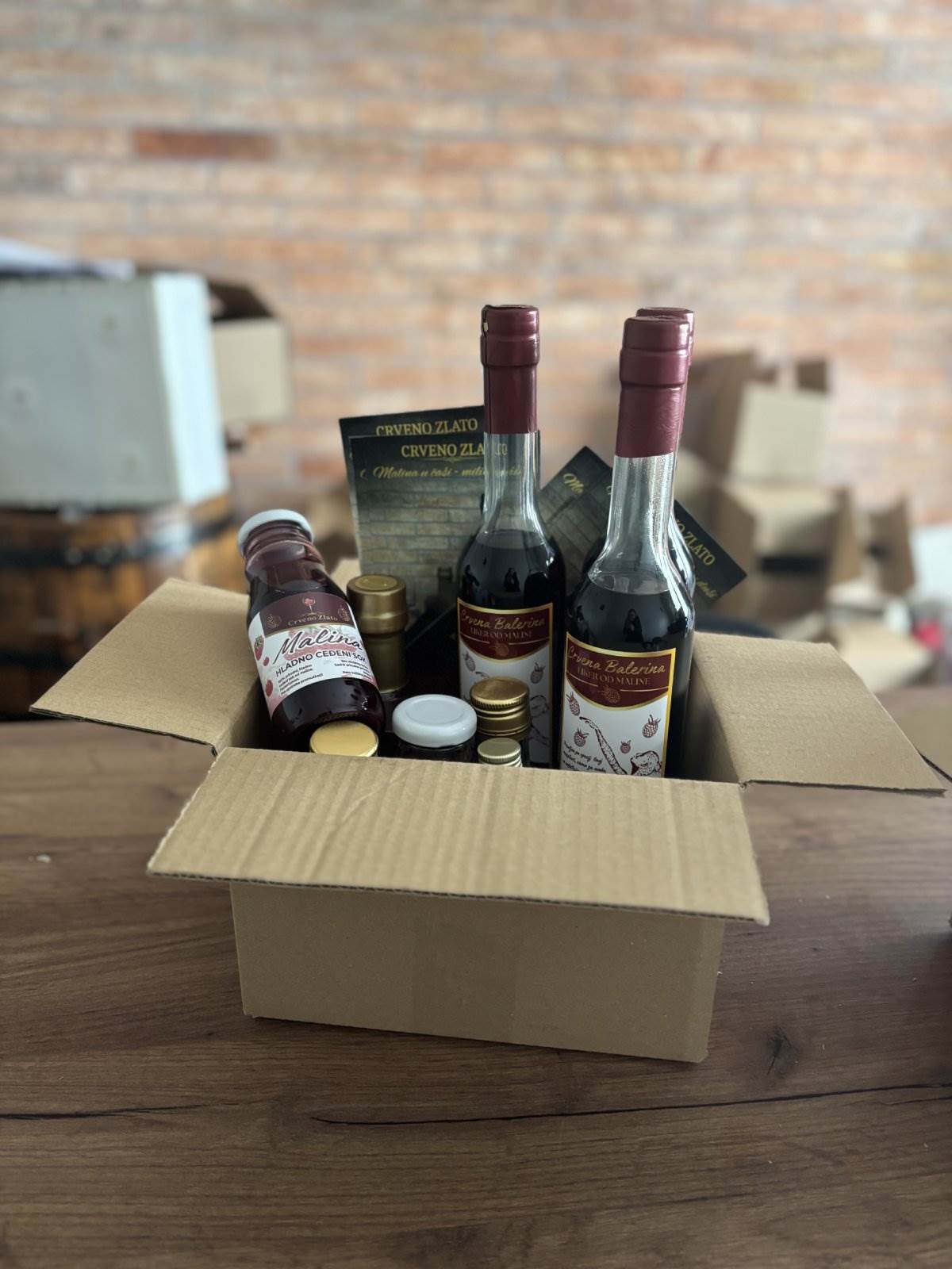 Dragica Lukić i proizvodi od maline