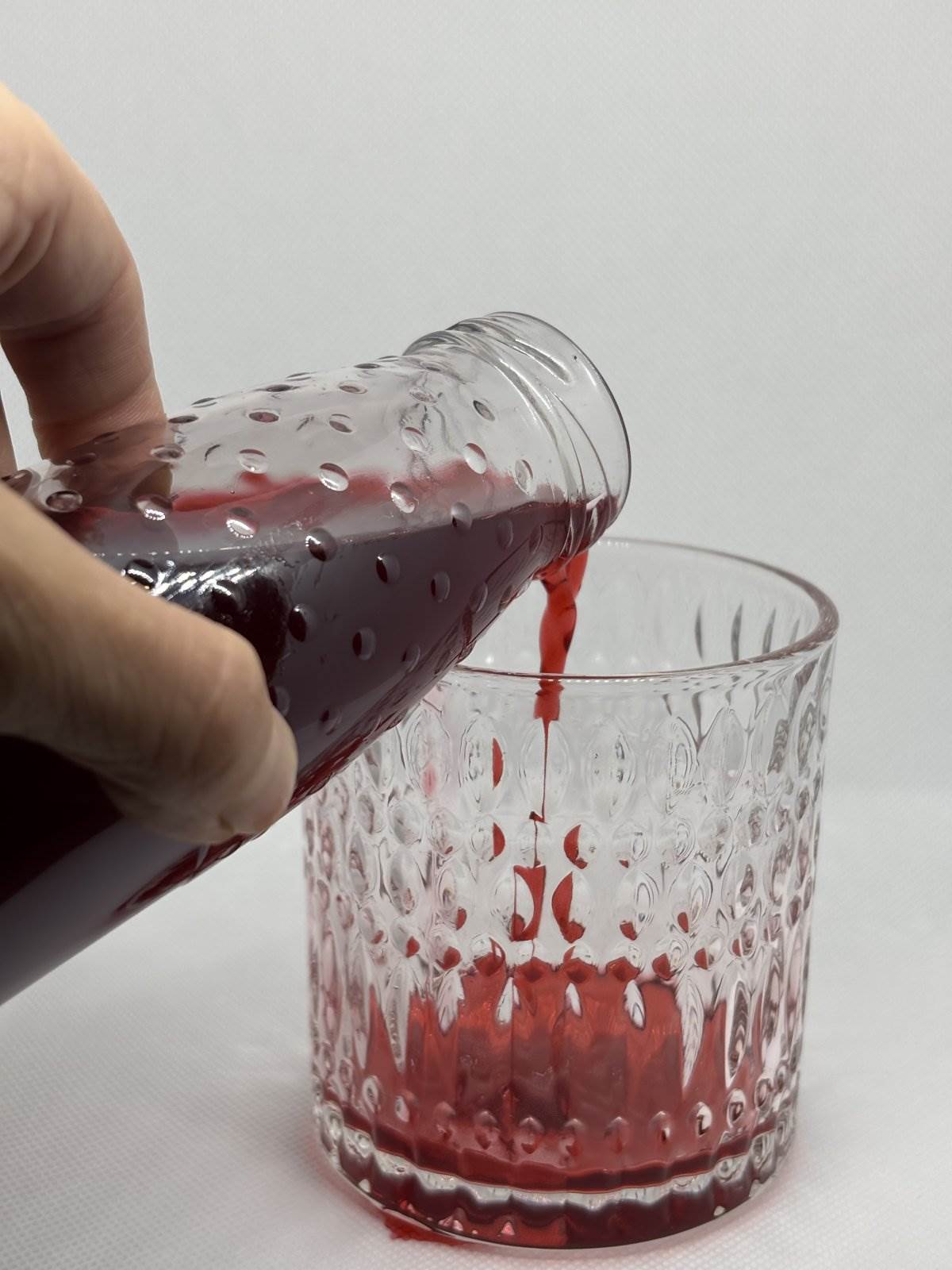 Dragica Lukić i proizvodi od maline