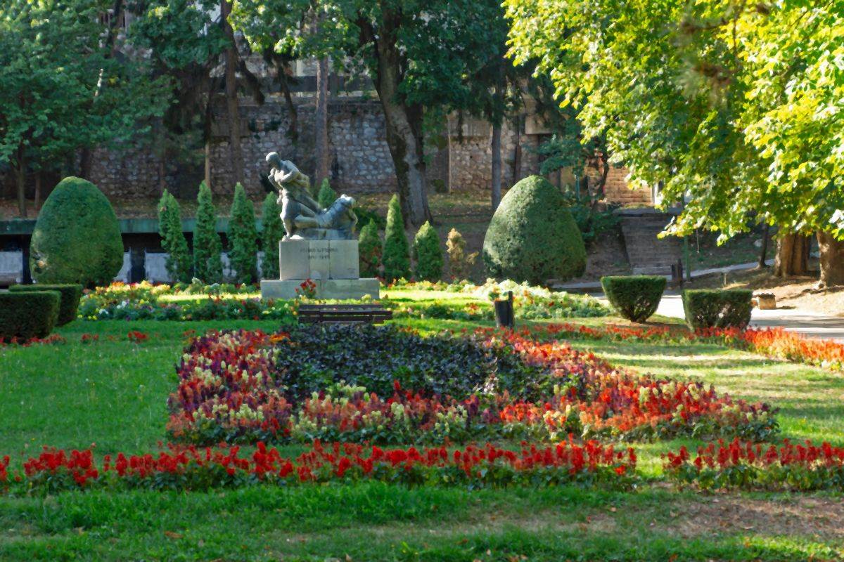 Niska Banja 2681365015 stoyanh.jpg