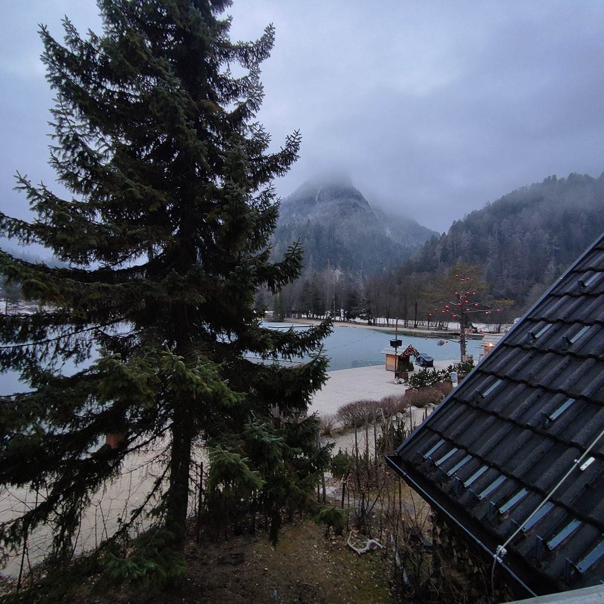 Jezero Jasna, Slovenija (7).jpg