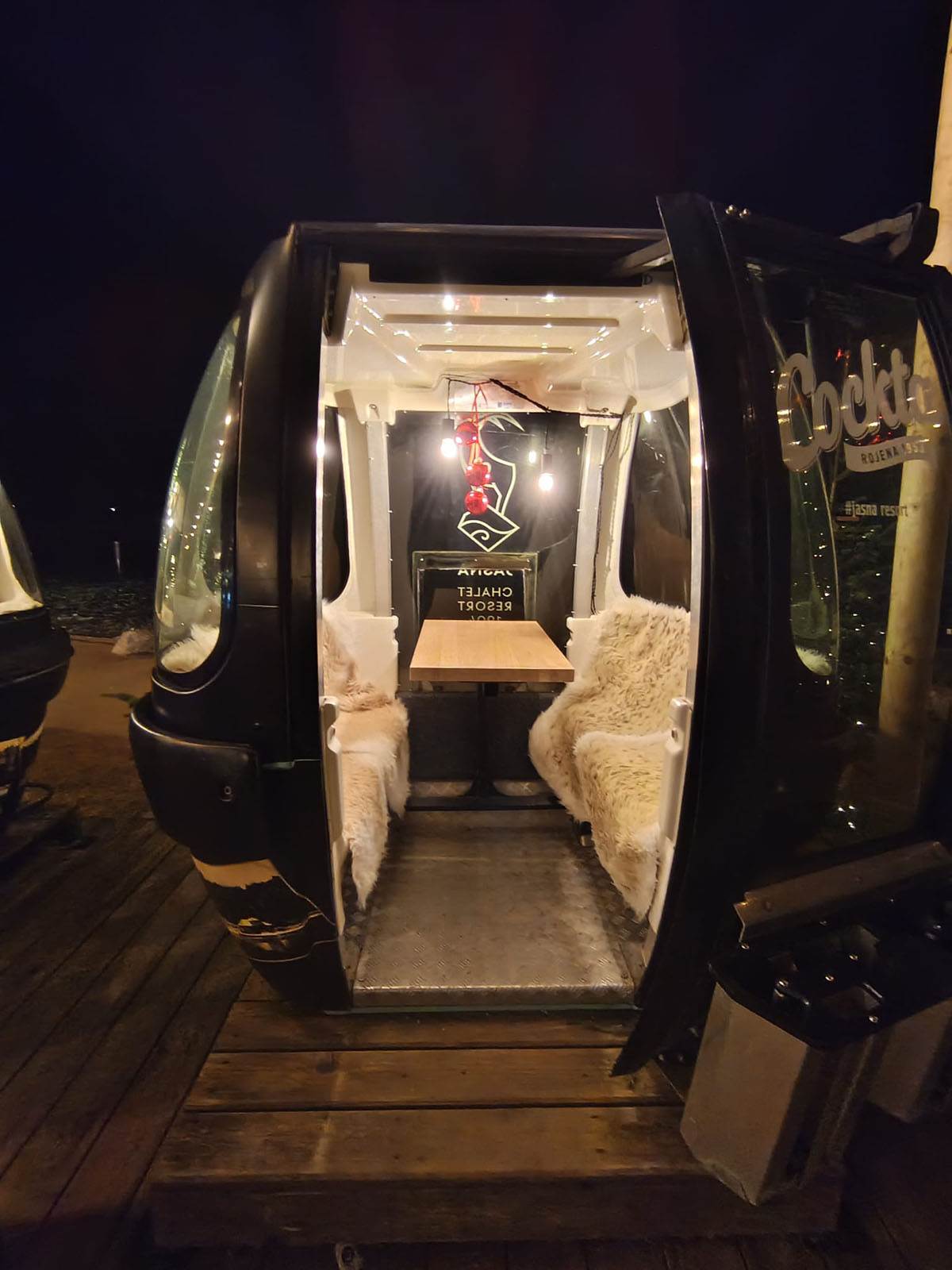 Jezero Jasna, Slovenija (12).jpg