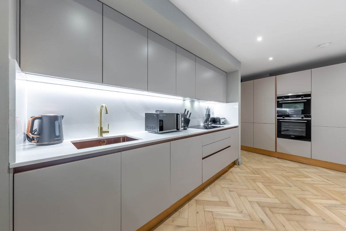 Kuhinjski ormarići bez ručki