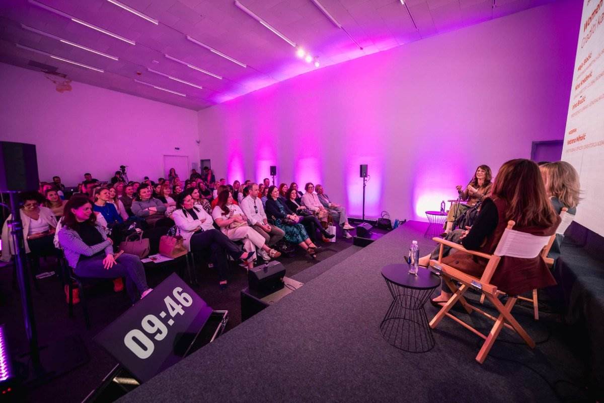 panel Women in Tech.jpg