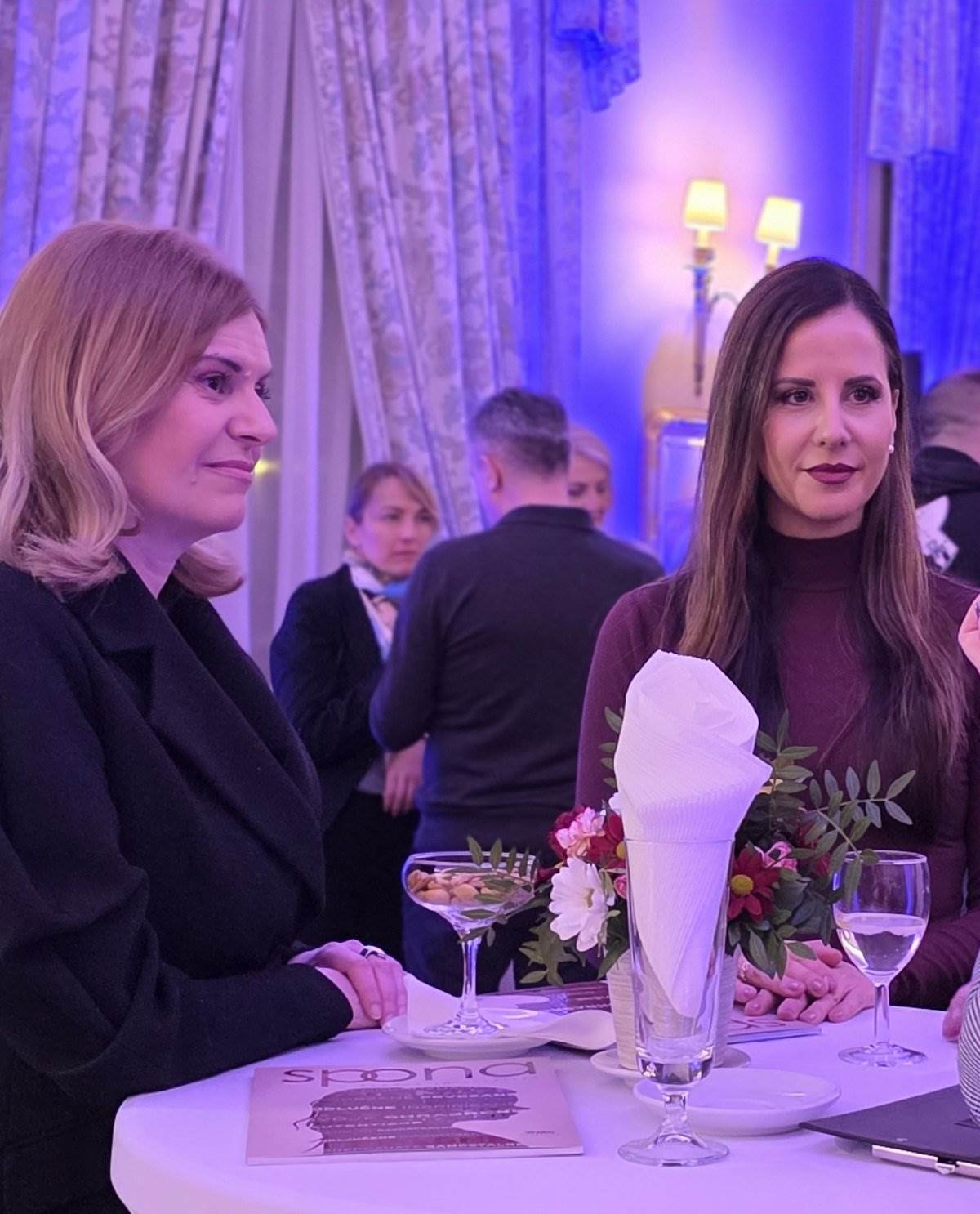 Ana Aleksić i Tamara Vučić