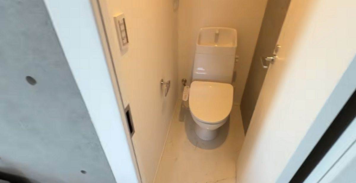 mali stan od 32 kvadrata sa spavacom sobom 22.jpg