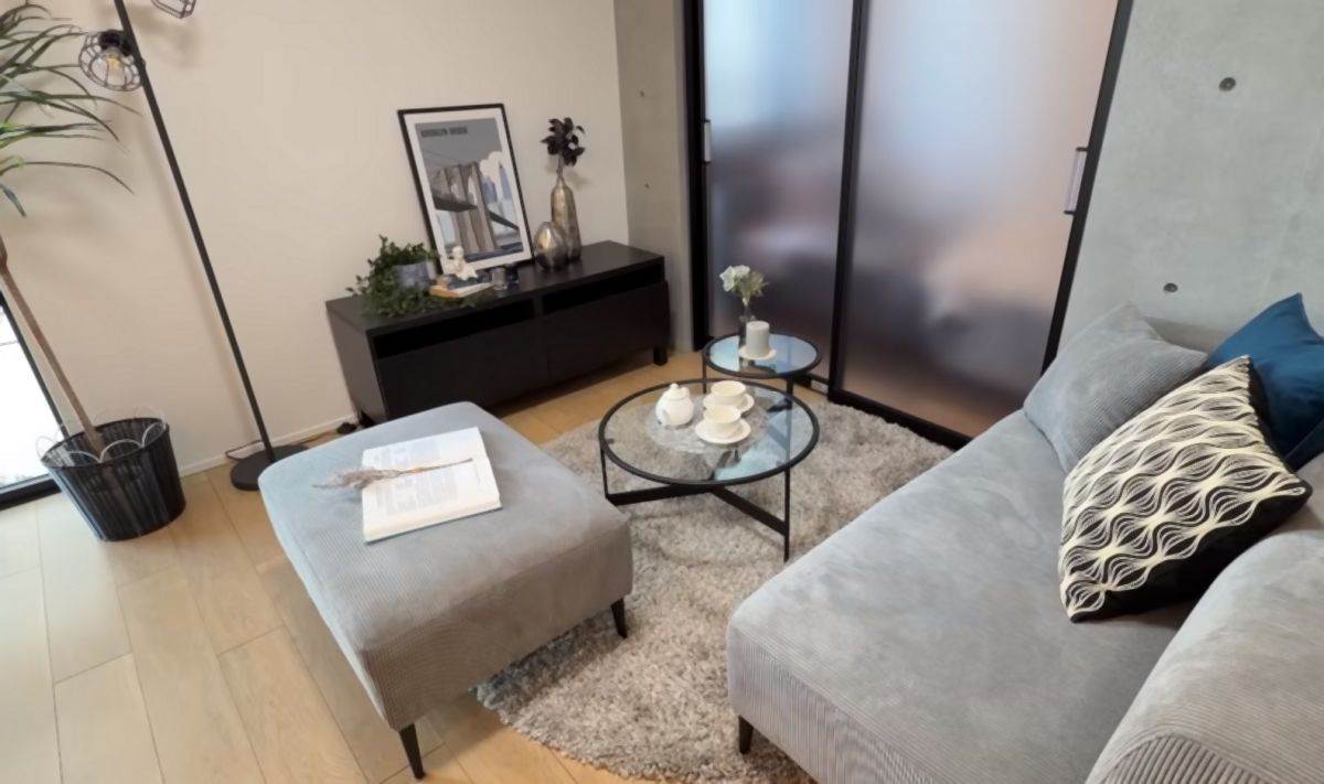 mali stan od 32 kvadrata sa spavacom sobom 13.jpg