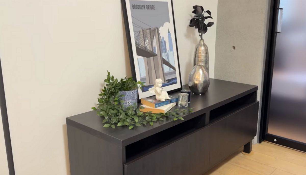 mali stan od 32 kvadrata sa spavacom sobom 14.jpg