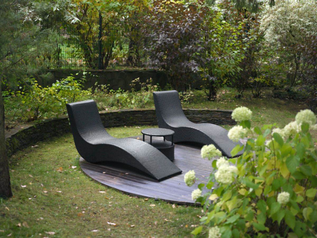 ideje za dvoriste cvece klupa  02.jpg