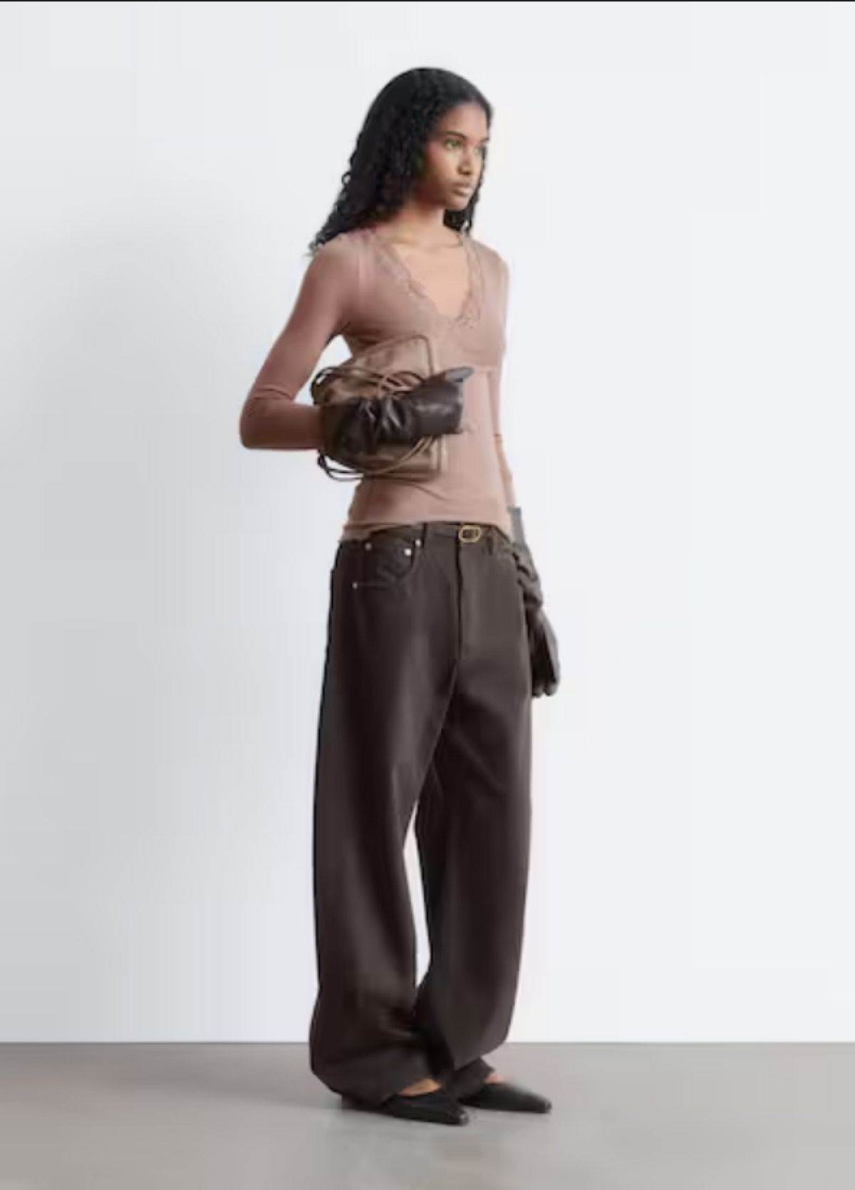 cipka moda andotherstories 2.jpg