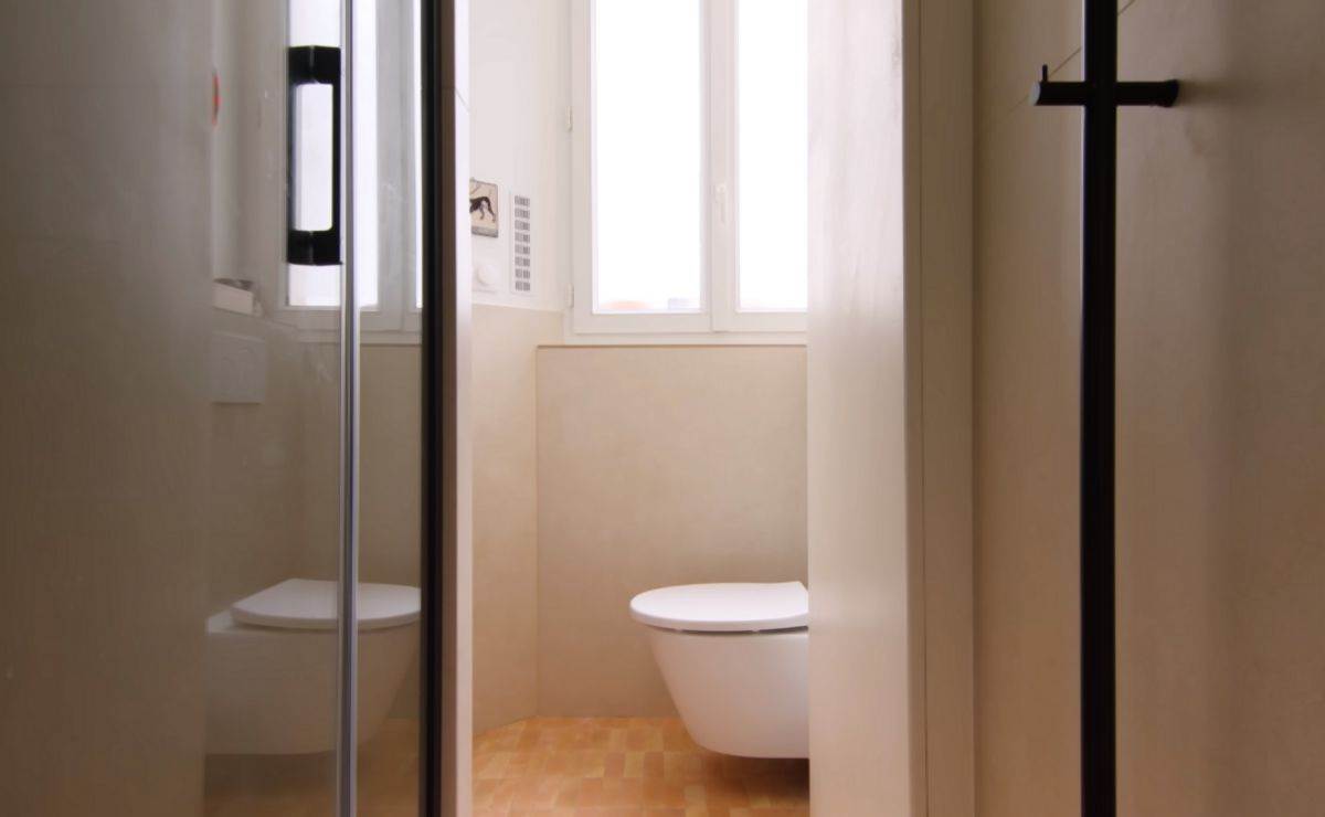 mali stan od 45 kvadrata sa kliznim vratima 17.jpg