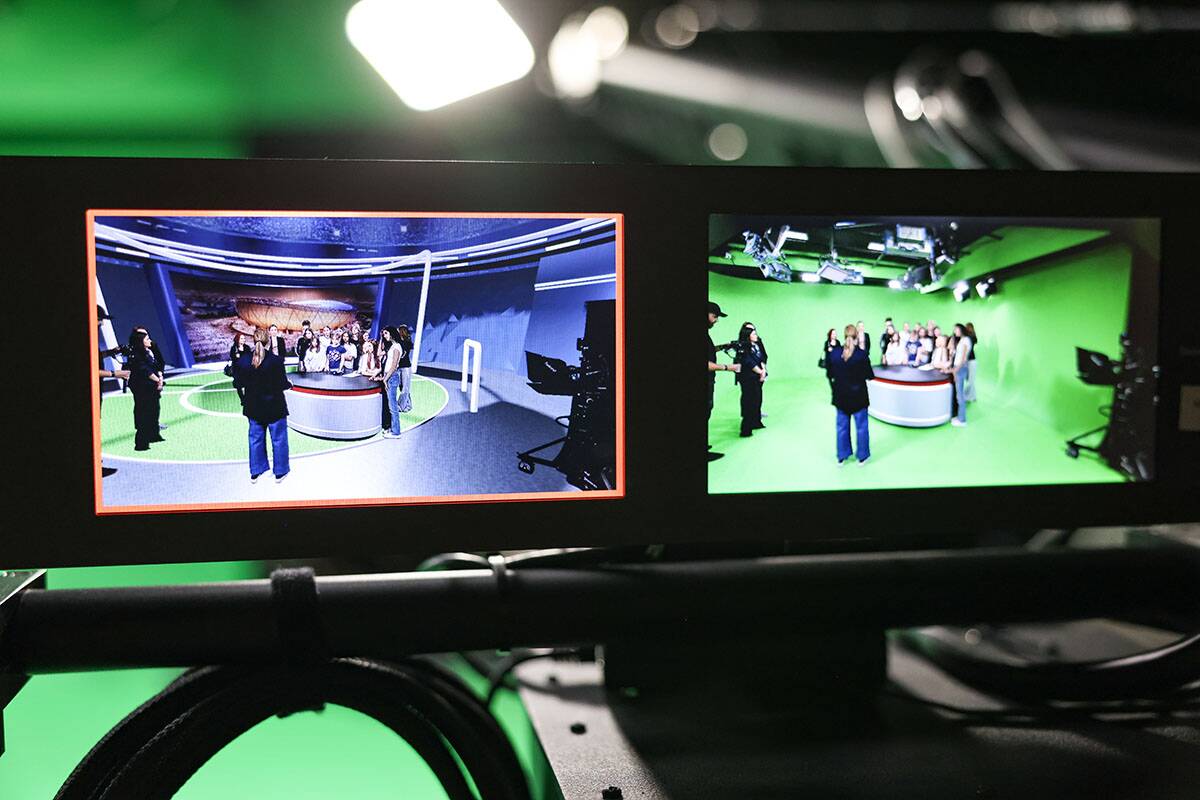 ucenice u poseti WMG 6.jpg